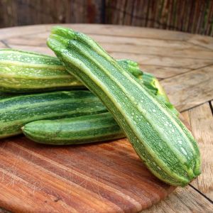 Costata romanesco kabak tohumu geleneksel italyan kabağı
